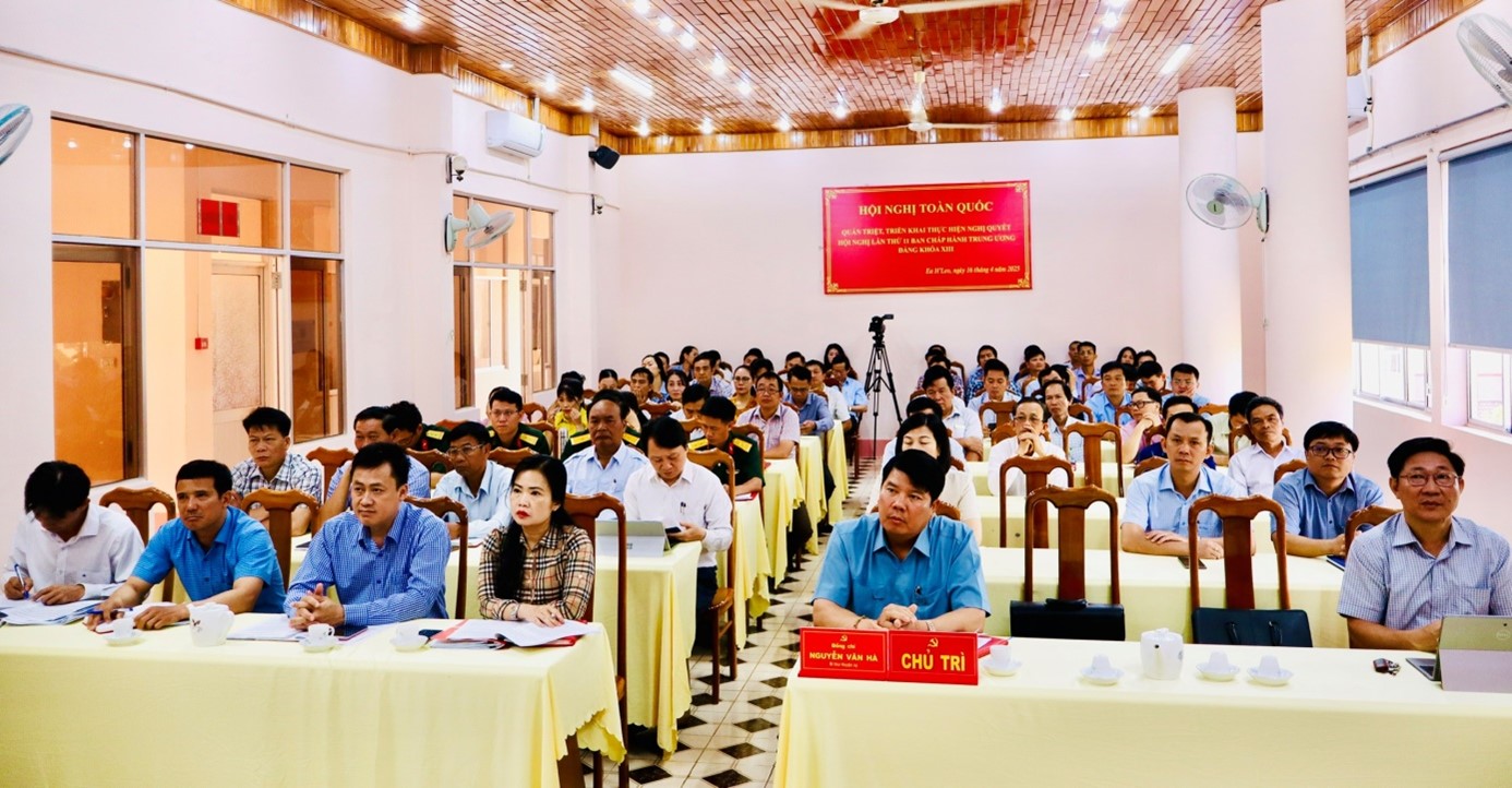 Hội nghị toàn quốc quán triệt, triển khai thực hiện Nghị quyết Hội nghị lần thứ 11 Ban Chấp hành Trung ương Đảng khóa XIII